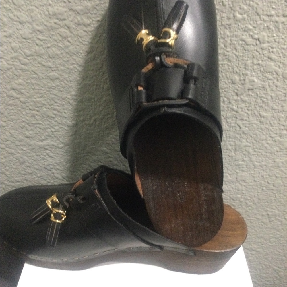 Clogs - Picture 7 of 7